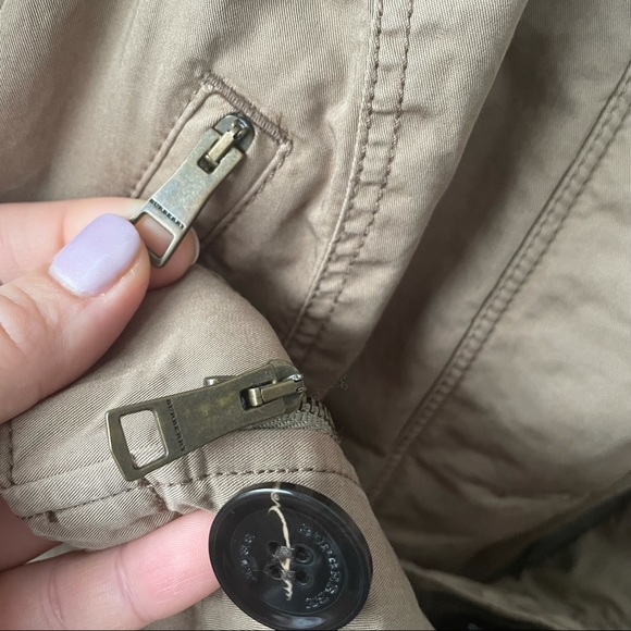 Burberry Brit peplum cargo rain jacket - Picture 5 of 16